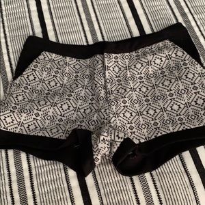 Ecote shorts